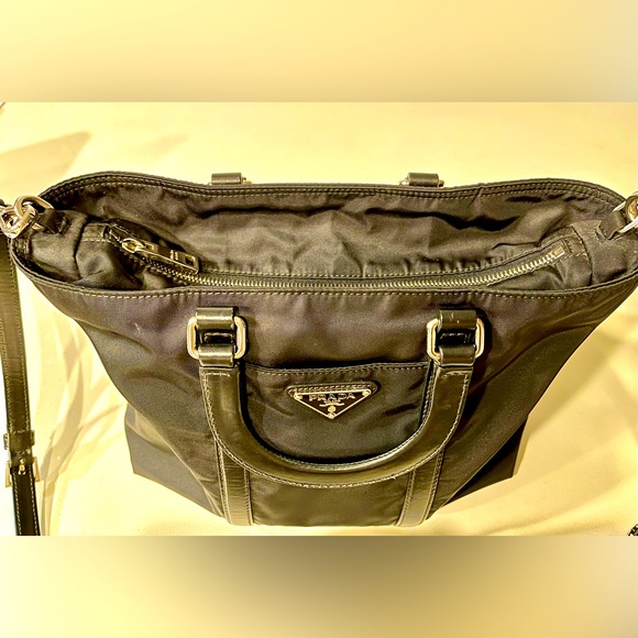 👜 PRADA cross body/tote bag_black_Authentic 👜 - Picture 11 of 16